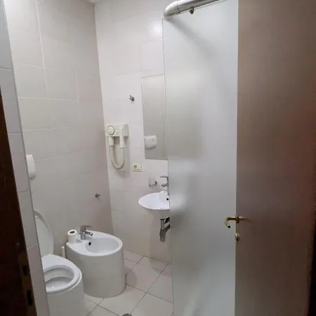 Hotel Bar Restorant Alpet 3*